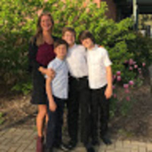 Meet your Posher, Alexandra